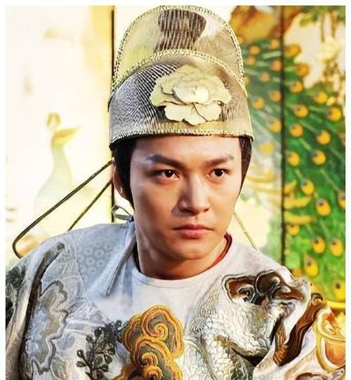 锦绣攻略（挖掘侍从的潜力，提升战力至巅峰）